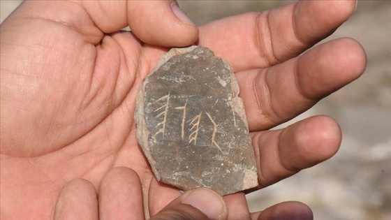 Tieion Antik Kenti'nde Friglere ait yazılar ile Dor başlıkları ortaya çıkarıldı