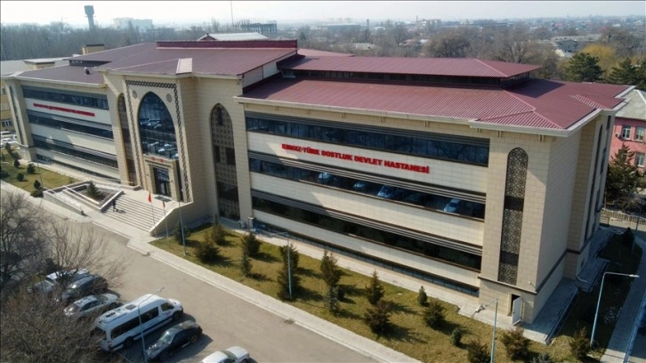 TİKA'nın Kırgızistan'da kurduğu Kırgız-Türk Dostluk Devlet Hastanesi şifa dağıtıyor