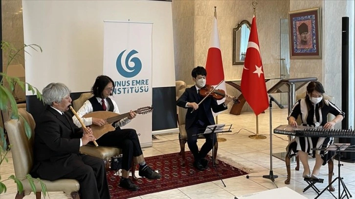 Tokyo'da Türkoloji okuyan Japon öğrenciler, Mehmet Akif'in dizelerini seslendirdi