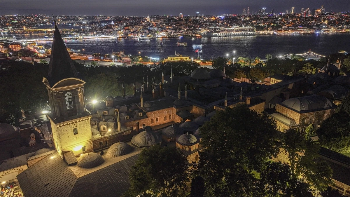 Topkapı Sarayı'nda gece turları yaz boyunca devam edecek