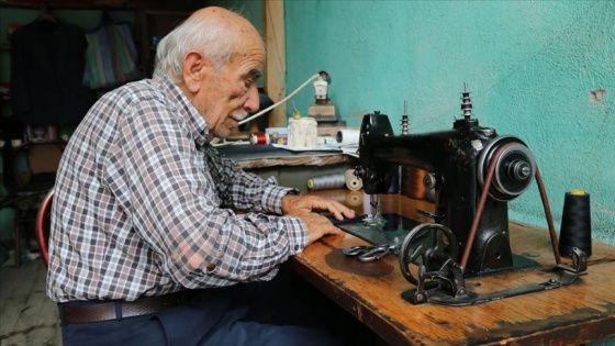 'Torosların söküğü'nü 60 yıllık terzi dikiyor