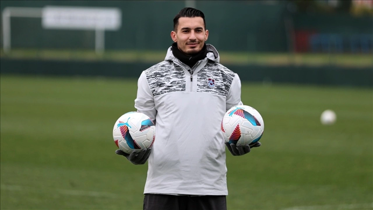 Trabzonspor, kaleci Uğurcan Çakır'ın Galatasaray'a transferini duyurdu