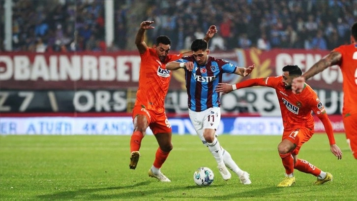 Trabzonspor, yarın Corendon Alanyaspor'u konuk edecek