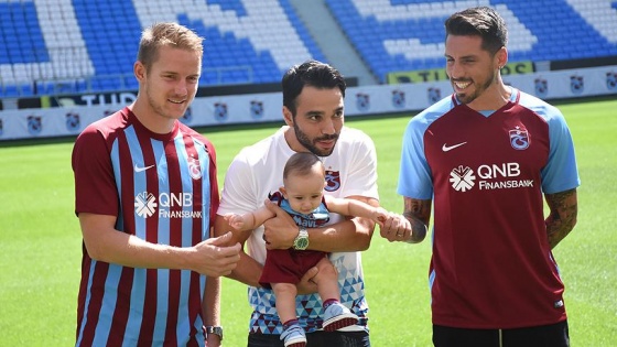 Trabzonspor yeni transferlerini tanıttı