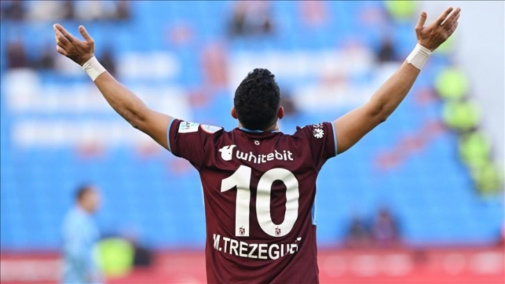 Trabzonspor'un Mısırlı futbolcusu Trezeguet'nin adalesinde yaralanma tespit edildi