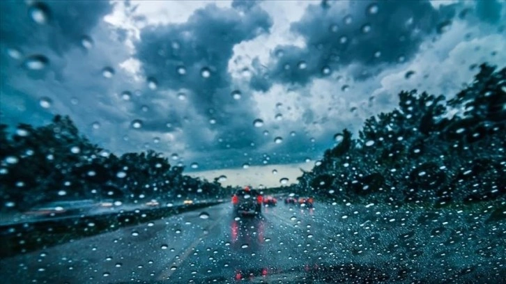 Trakya ve İstanbul'un batı kesimleri için kuvvetli yağış uyarısı