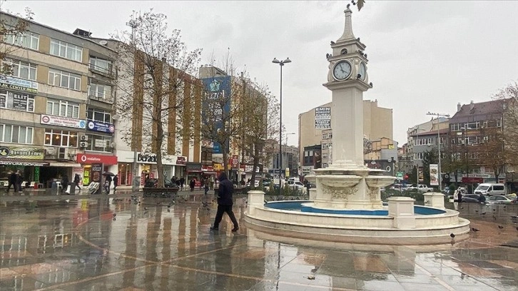 Trakya'da yer yer sağanak etkili oluyor