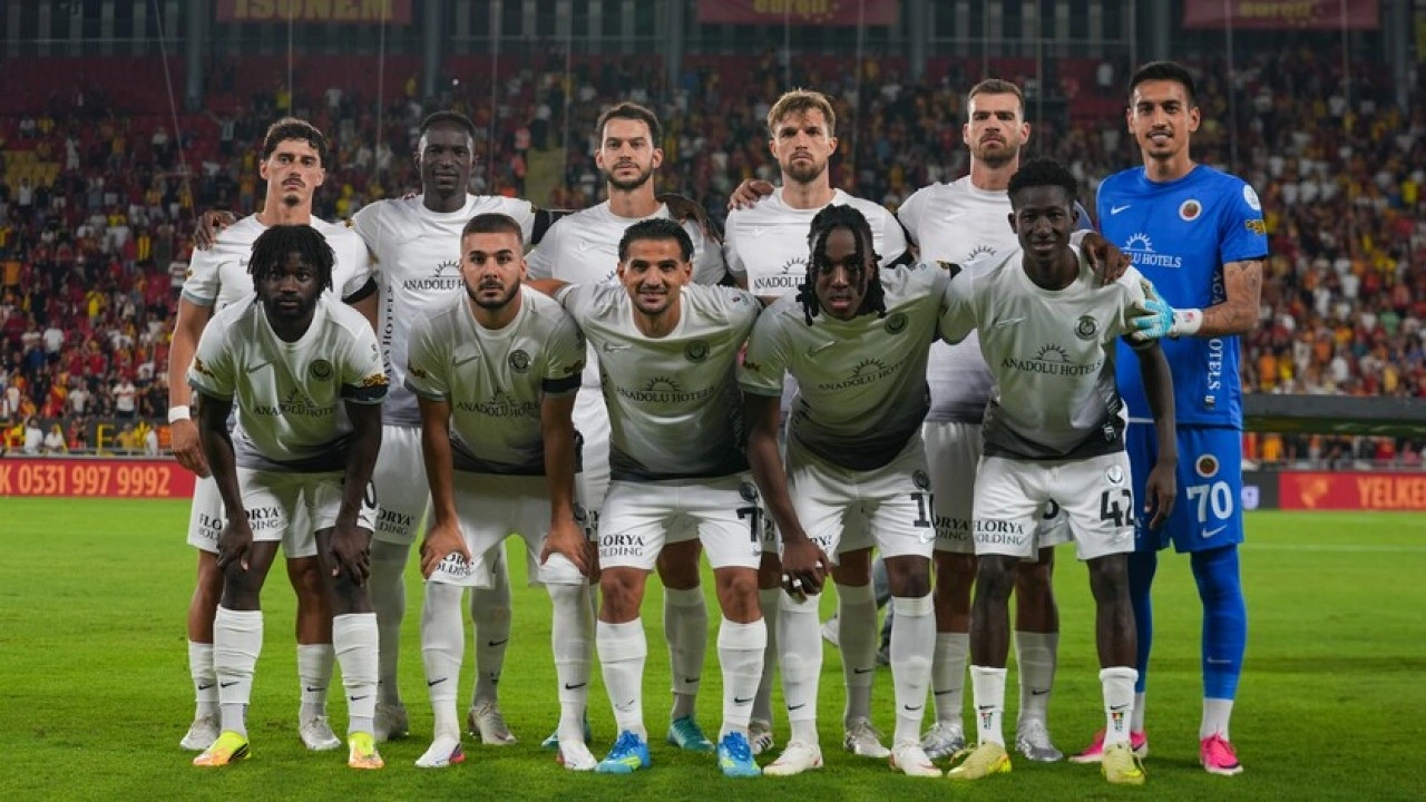 Trendyol S&uuml;per Lig'de Gen&ccedil;lerbirliği, 6 puanla haftayı lider tamamladı