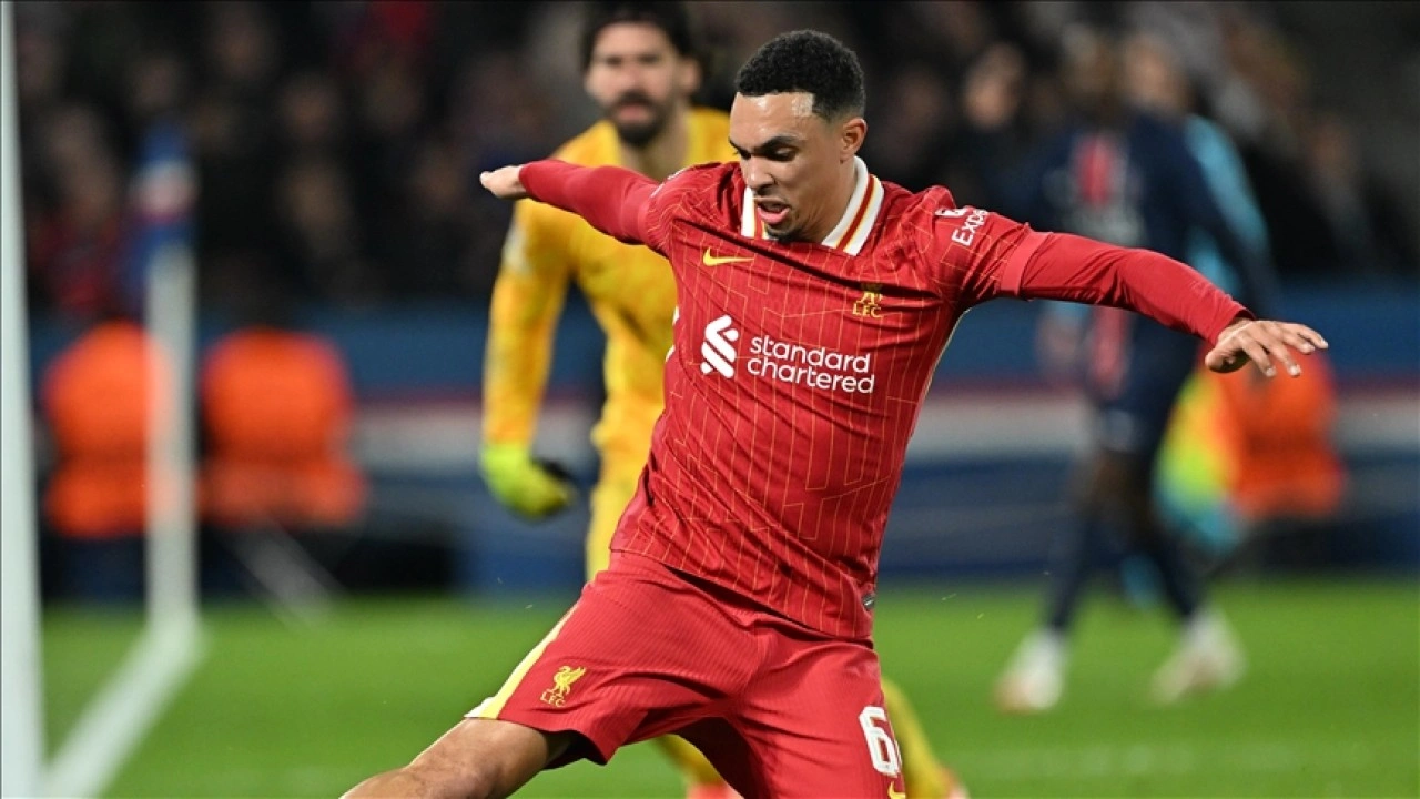 Trent Alexander-Arnold, sezon sonunda Liverpool'dan ayrılacak