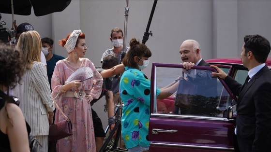 TRT&#039;nin yeni dizisi &#039;Tövbeler Olsun&#039;un setinden ilk kareler paylaşıldı