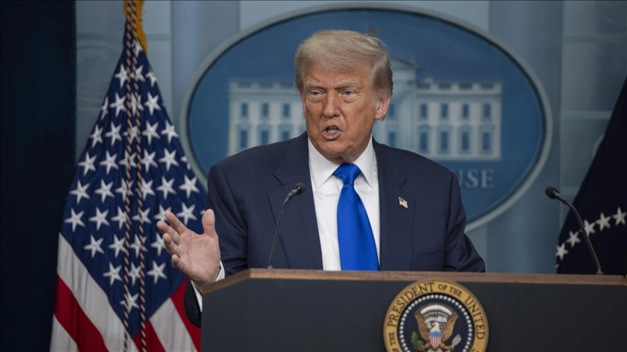 Trump, Hamaney'in açıklamasının ardından İran'a yaptırımların hafifletilmesi çalışmalarını