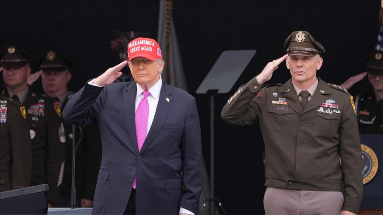 Trump'ın, orduya gizlice "yabancı kartellerle mücadele" emri verdiği iddiası