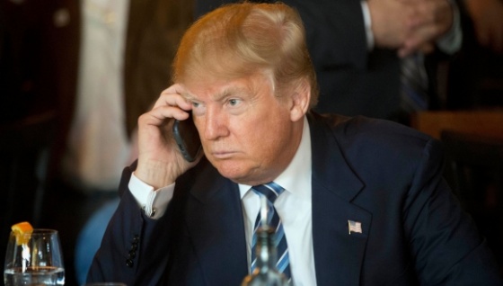 Trump, iPhone için Android'i bıraktı!