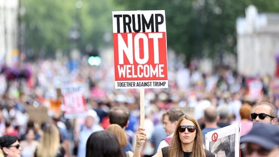 Trump karşıtı protestolar İskoçya'da da sürüyor