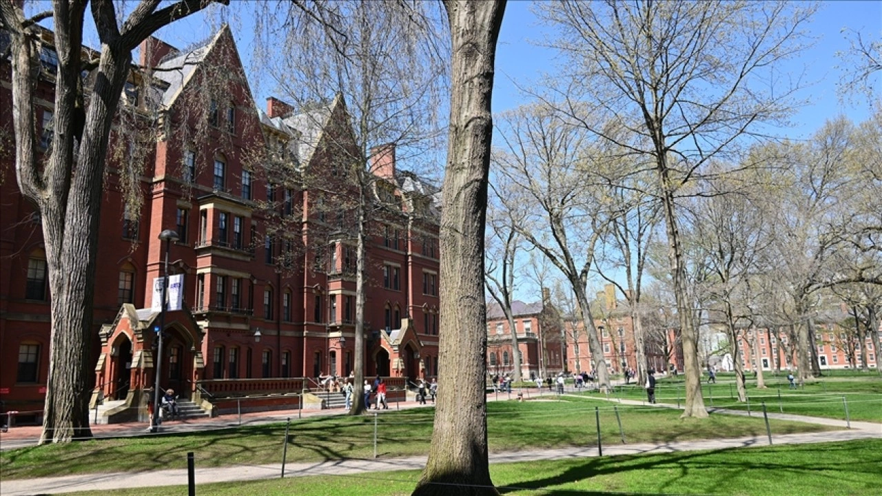 Trump yönetiminin yabancı öğrencilerin Harvard'da eğitim görmesini engelleyen uygulaması durdur