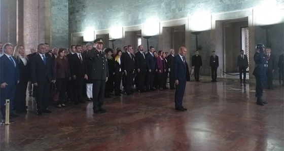 Tunç Soyer, Anıtkabir'i ziyaret etti