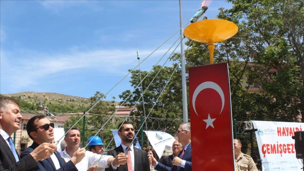 Tunceli'nin Pertek ve Çemişgezek ilçeleri doğal gaza kavuştu