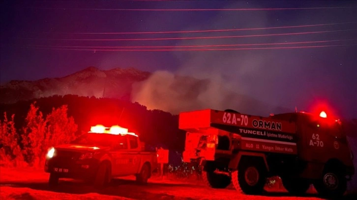 Tunceli’de çıkan orman yangınına müdahale ediliyor