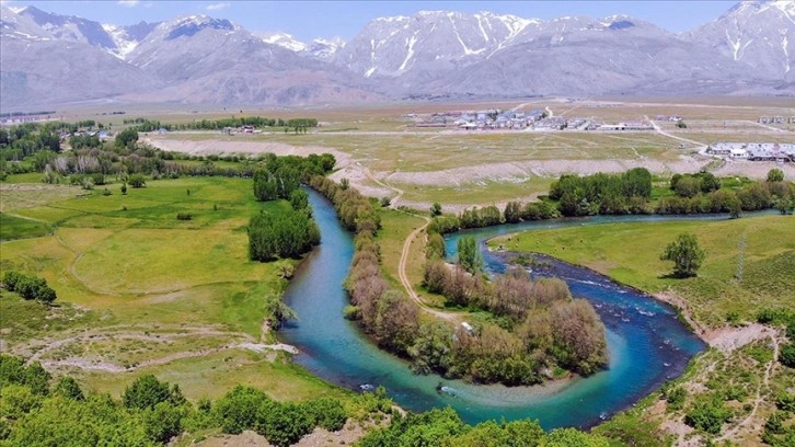 Tunceli'deki Munzur Vadisi Milli Parkı dron ile görüntülendi