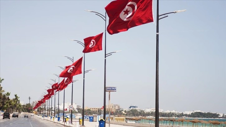 Tunus muhalefetine göre, seçimlere düşük katılım halkın Cumhurbaşkanına tepkisinin kanıtı