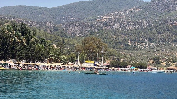 Turizm bölgesi sahillerinde