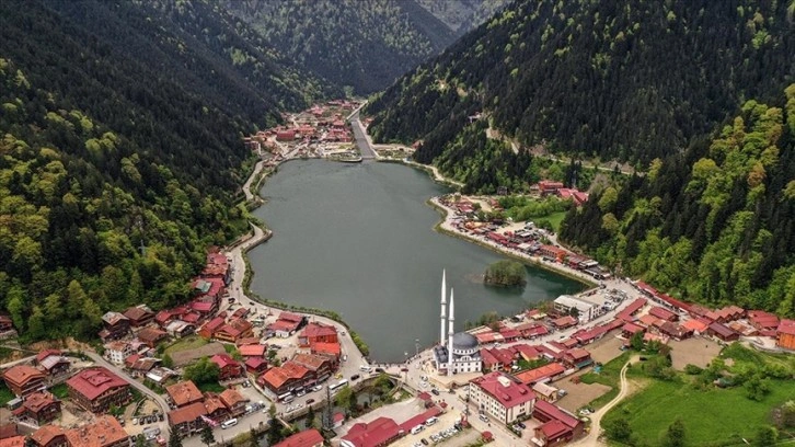 Turizm sezonunu erken açan Trabzon'da otel rezervasyonlarında yoğunluk yaşanıyor
