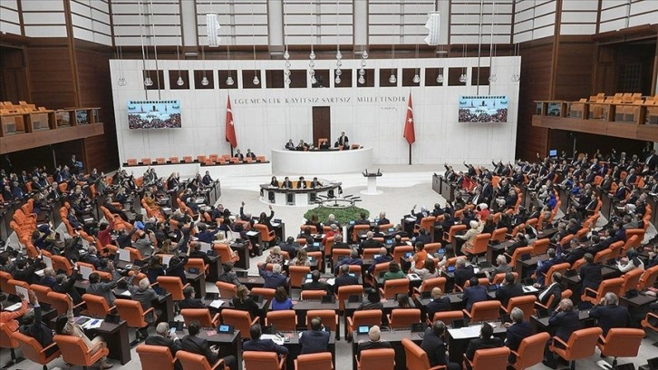 Türk askerinin Azerbaycan'daki görev süresini 1 yıl uzatan Cumhurbaşkanlığı tezkeresi kabul edi