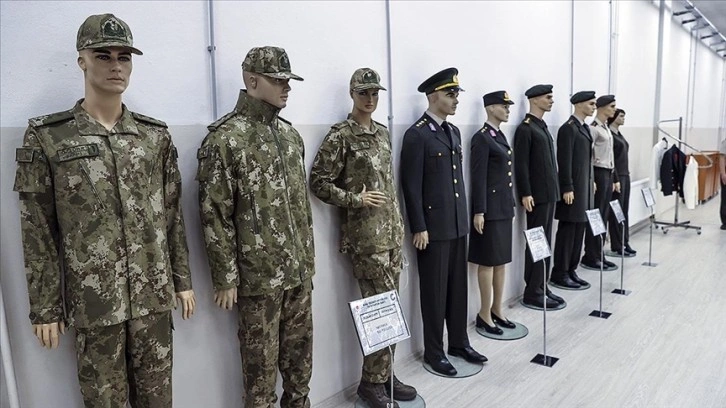 Türk askerinin kamuflajlı elbiselerinde "Sıfır Atık" dönemi başlıyor