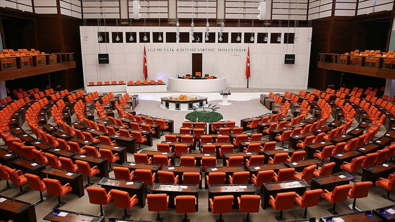 Türk askerinin Lübnan'daki görev süresinin uzatılmasına ilişkin Cumhurbaşkanlığı tezkeresi TBMM