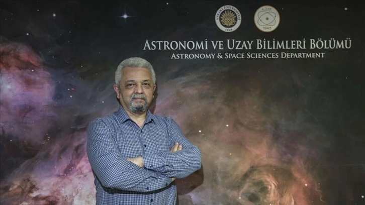 Türk astronomlar uzayda iki gezegen keşfetti