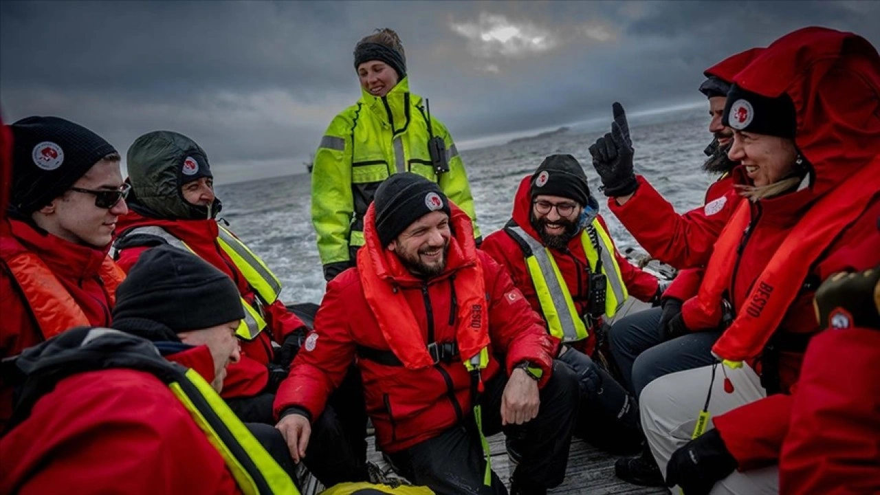 T&uuml;rk bilim ekibi Beyaz Kıta&rsquo;dan sefere başladı