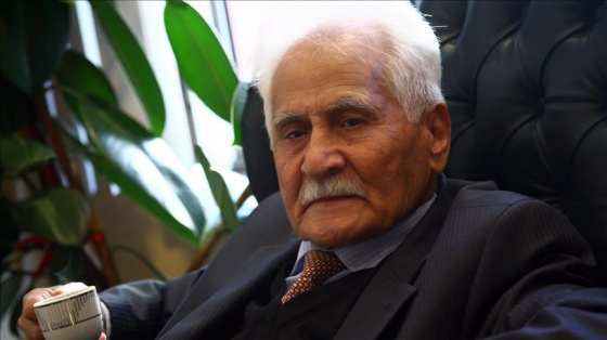 Türk edebiyatının &#039;Beyaz Kartal&#039;ı Bahaettin Karakoç vefat etti