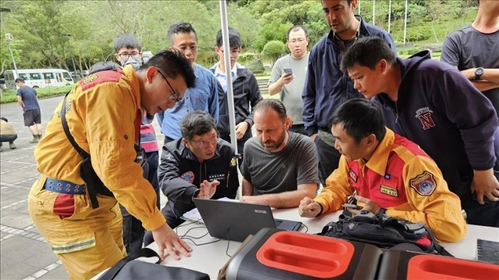 Türk ekip Tayvan'daki depremin ardından kurtarma çalışmalarına dronlarla destek veriyor