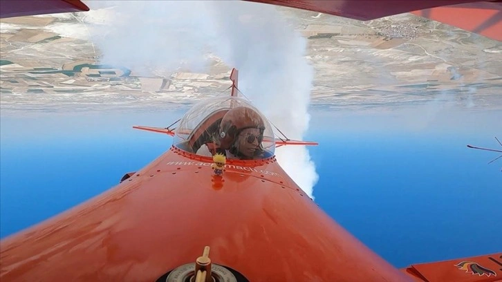 Türk kadın akrobasi pilotu ay yıldızlı bayrağı Almanya'da dalgalandıracak