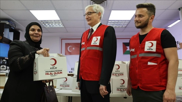 Türk Kızılay, Filistin’de 13 bin ihtiyaç sahibi aileye kurban eti dağıttı