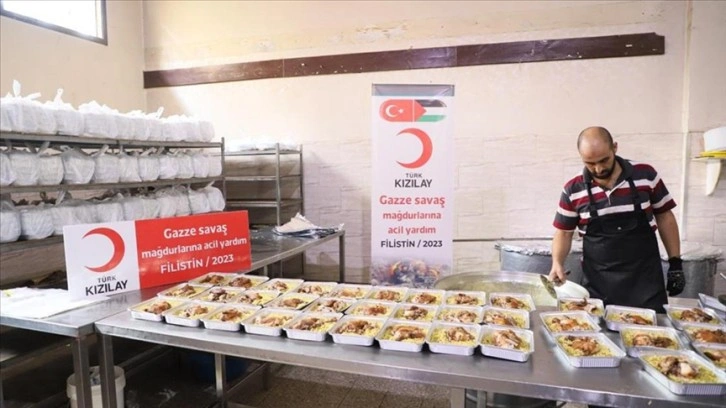 Türk Kızılay, Gazze Şeridi'nde yeniden sıcak yemek dağıtımına başladı