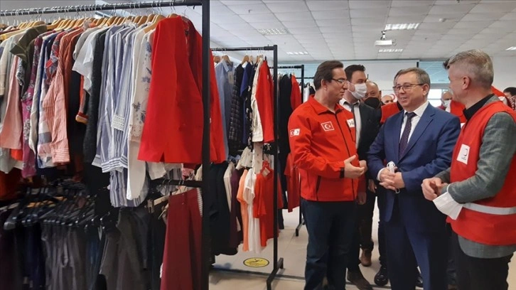 Türk Kızılay, Trakya Üniversitesinde 'ücretsiz butik' açtı