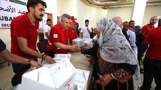 Türk Kızılayı Filistin'deki ihtiyaç sahiplerine ulaştı