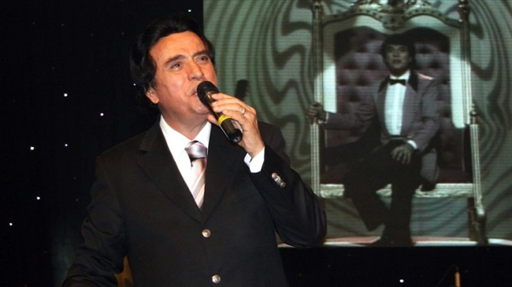 Türk pop müziğinin öncü ismi: Erol Büyükburç