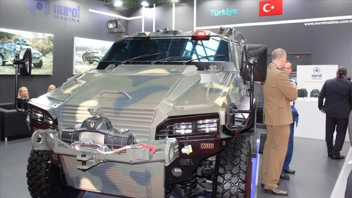 Türk savunma sanayisinin ürünleri Romanya'da tanıtıldı