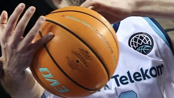 Türk Telekom Basketbol Takımı, 3 oyuncusuyla yollarını ayırdı