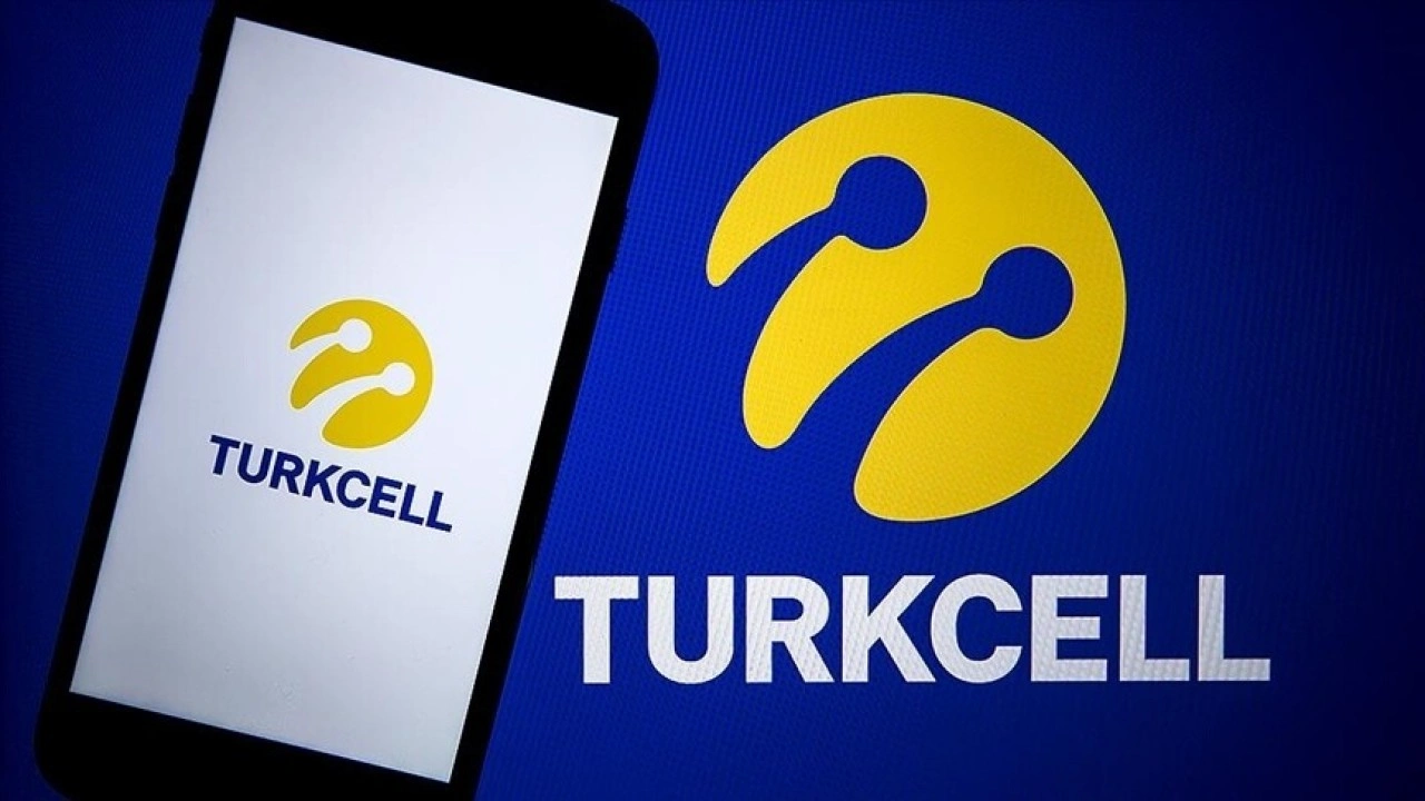 Turkcell'in yılın ikinci &ccedil;eyreğinde net karı 5,2 milyar lira oldu