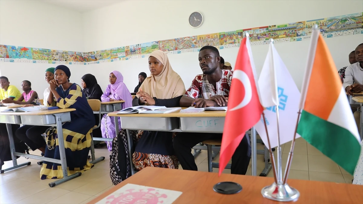 Türkiye, 125 ülkeyle 350 eğitim anlaşması yürütüyor
