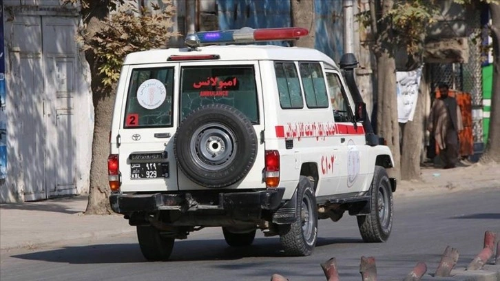 Türkiye, Afganistan'ın Mezar-ı Şerif kentinde iki aracı hedef alan terör saldırılarını kınadı