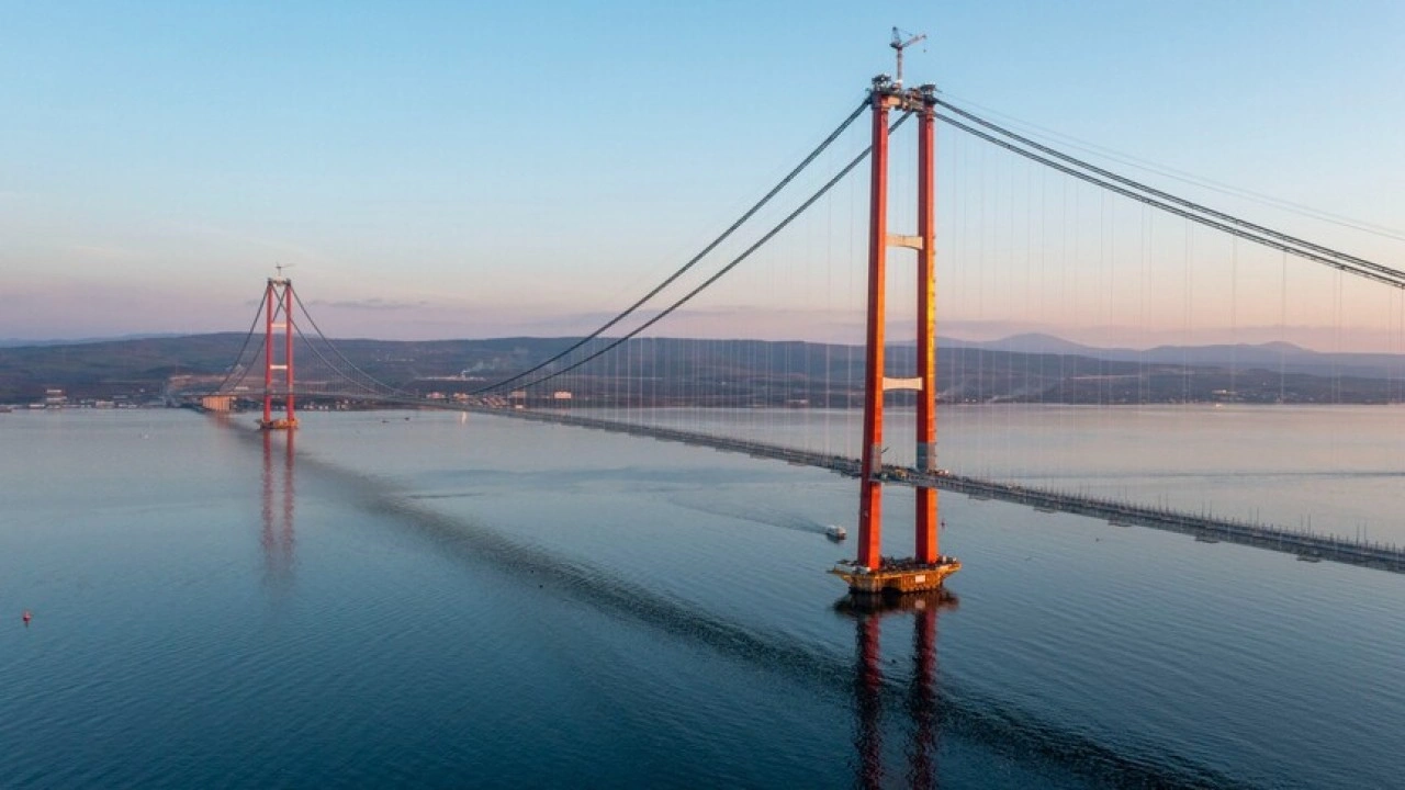 T&uuml;rkiye'de son 24 yılda 519 kilometre k&ouml;pr&uuml; inşa edildi