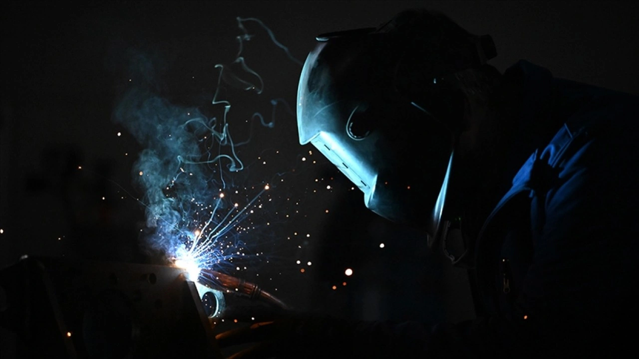 Türkiye ekonomisi yılın üçüncü çeyreğinde yüzde 3,7 büyüdü