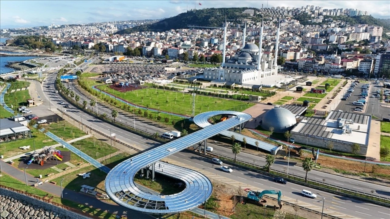 Türkiye'nin 11. kara yolu ekolojik köprüsünün yıl sonunda tamamlanması hedefleniyor