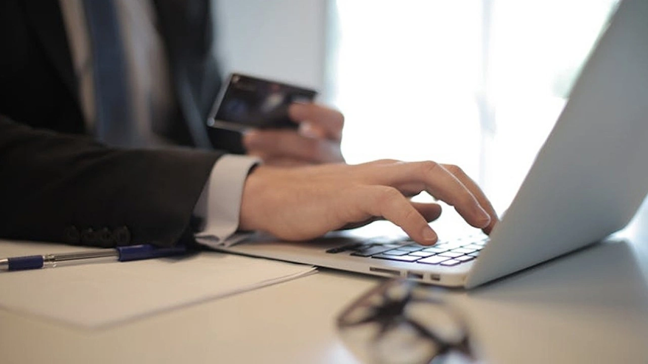 Türkiye'nin, AB'nin çevrim içi alışverişlere önlem kararının kapsamı dışında tutulması bek