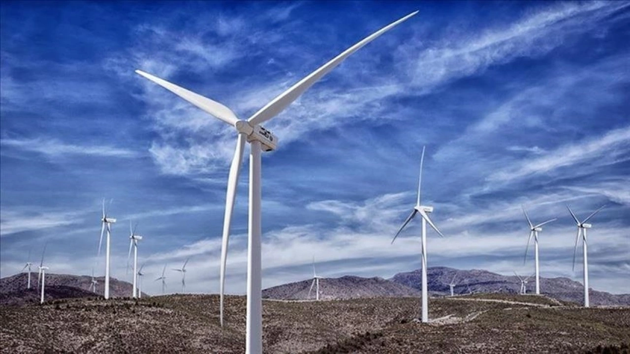 Türkiye'nin rüzgar enerjisi yerli sanayi ve elektrik üretimiyle enerji arzında kilit rol oynuyo