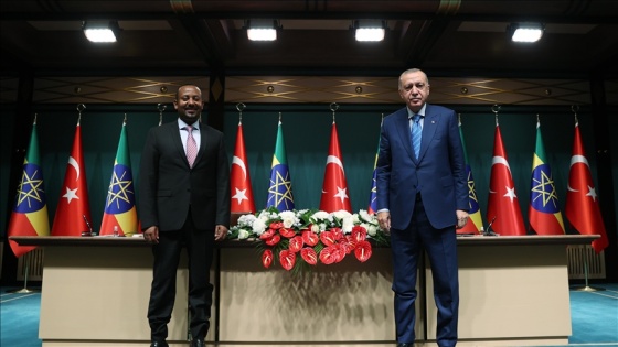 'Türkiye uluslararası anlamda etkili ve aynı zamanda küresel ilişkilere şekil veren bir ülke